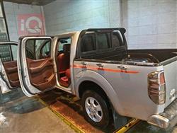 نيسان نافارا